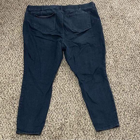 TORRID Bombshell Skinny Premium Stretch Dark Wash Jeans Size 24R - Picture 12 of 16